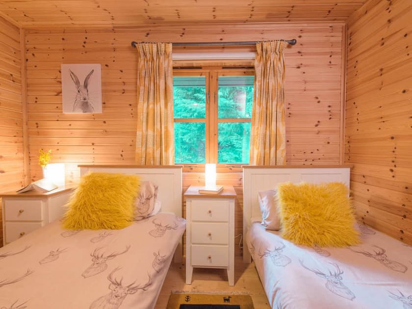 Twin bedroom | Clachnaben - Woodend Lodges, Glassel, near Banchory