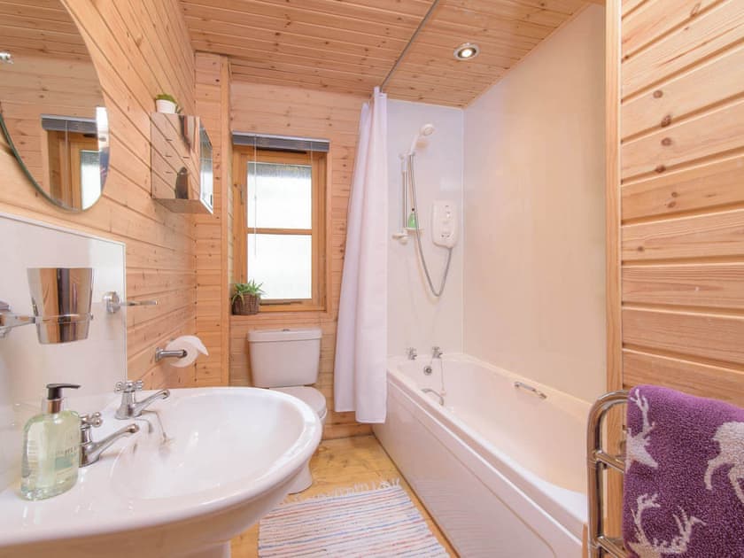 Bathroom | Clachnaben - Woodend Lodges, Glassel, near Banchory