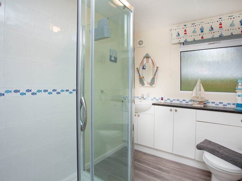 Shower room | Sunnydaze, Dartmouth
