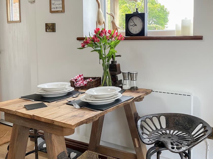 Dining Area | Little Pines Lodge, Biddulph