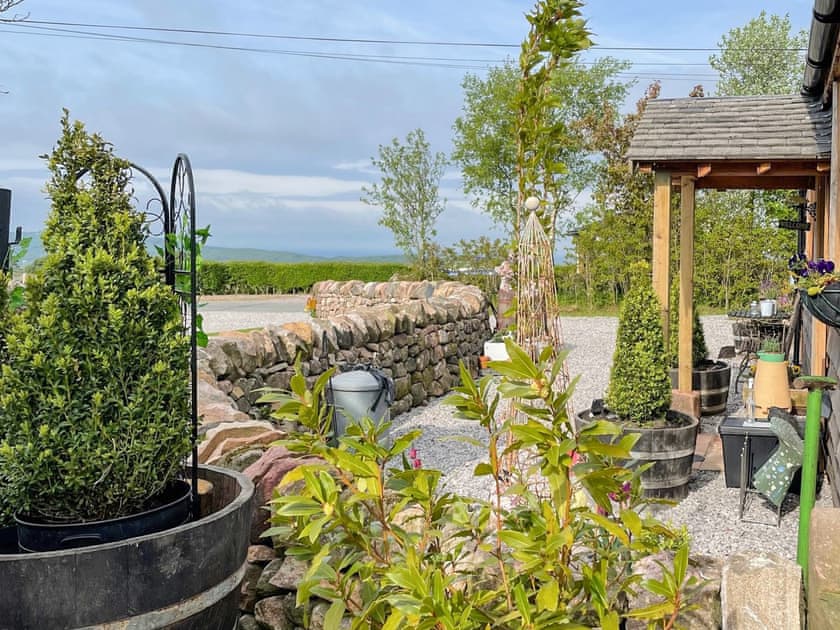 Exterior | Little Pines Lodge, Biddulph