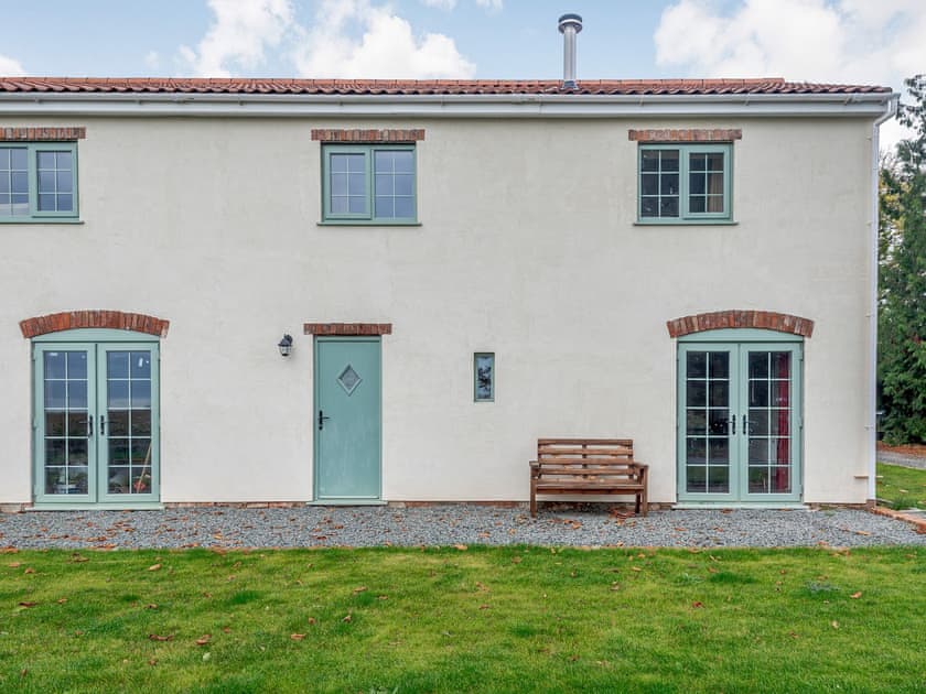 Exterior | Mylo’s Cottage, Langrick