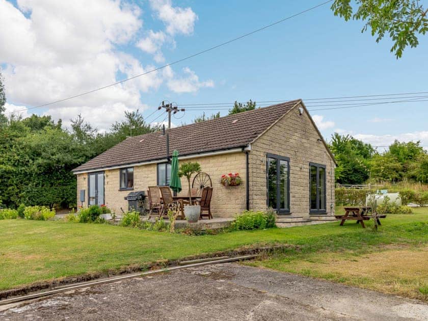 Exterior | Bee Keepers Cottage - Lower Delves Farm, Shirland, near Alfreton