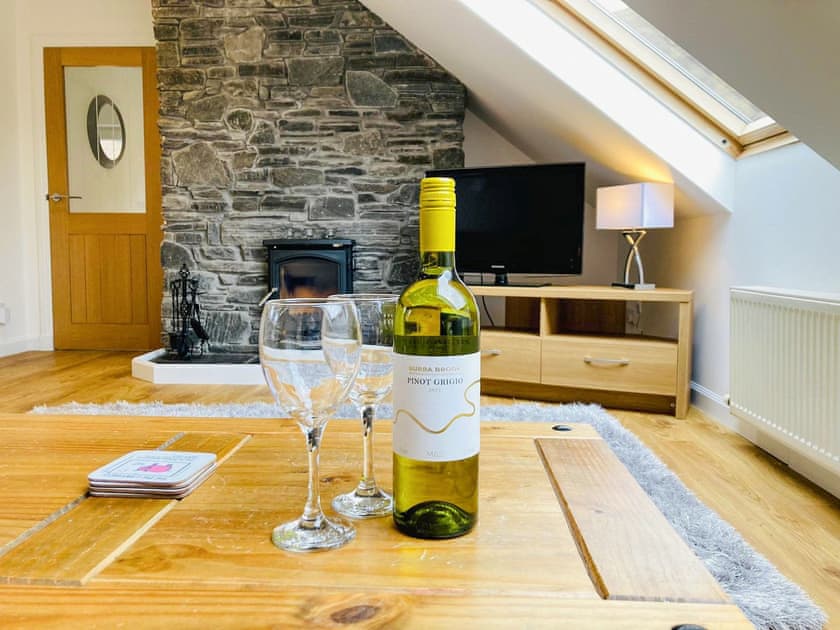 Living area | Achintee Cottage No.2 - Achintee Cottages, Fort William