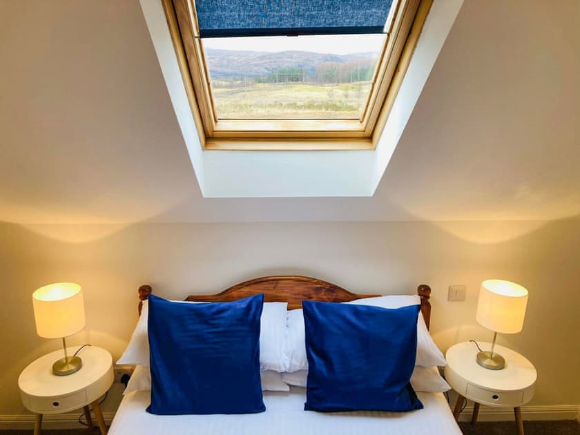 Double bedroom | Achintee Cottage No.2 - Achintee Cottages, Fort William