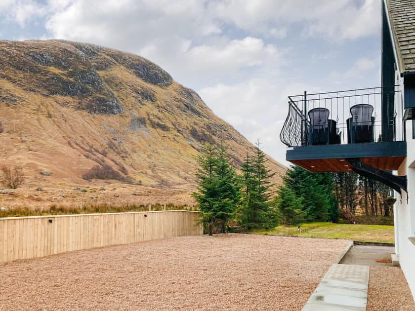 Outdoor area | Achintee Cottage No.2 - Achintee Cottages, Fort William
