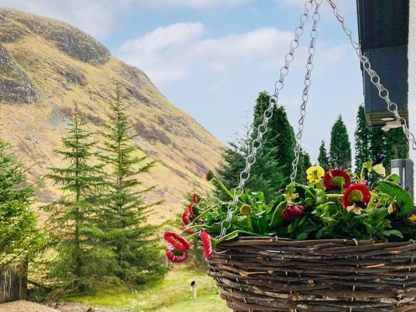 View | Achintee Cottage No.1 - Achintee Cottages, Fort William