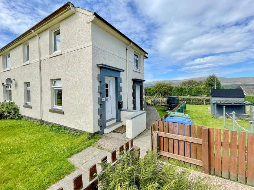 Exterior | Lochiel Apartment, Fort William