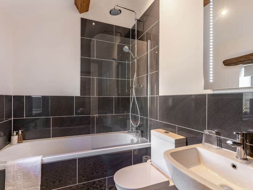 En-suite | The Barn, Marple Bridge
