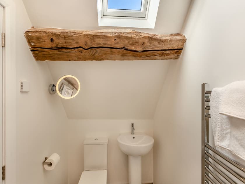 Bathroom | Buckley Farm, Barn 2 - Buckley Farm Barns, Oswestry