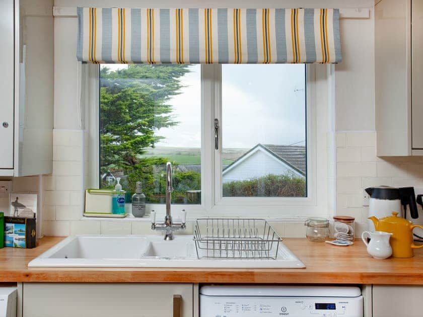 Kitchen area | Semybadazee, Widemouth Bay