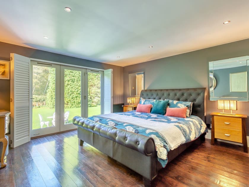 Double bedroom | Forest View Barn, Near Balcombe