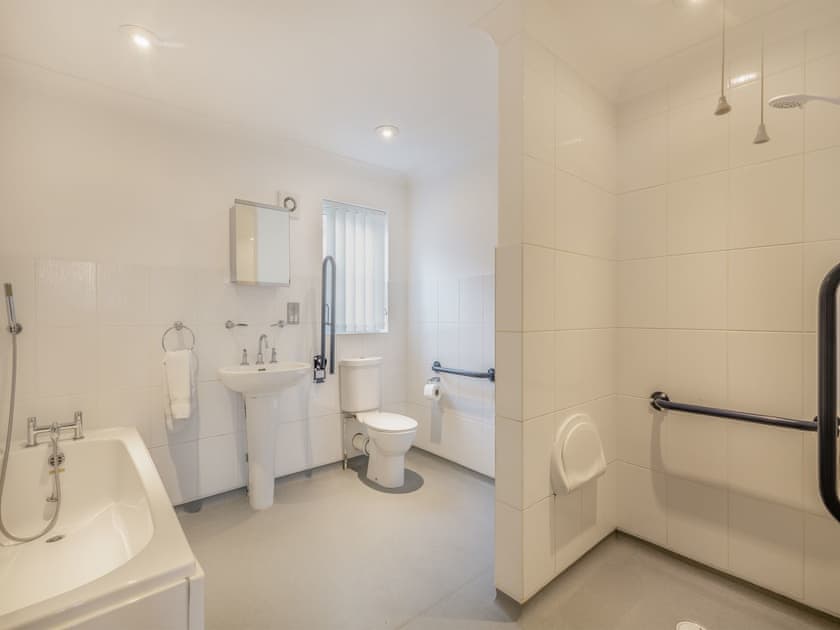 Bathroom | The Beeches, Sea Palling