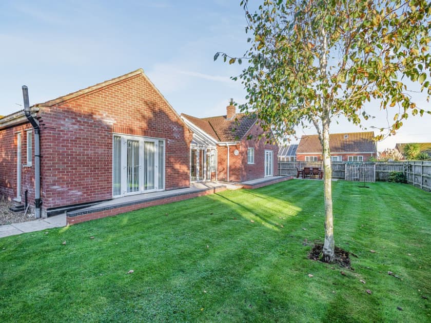Garden | The Beeches, Sea Palling