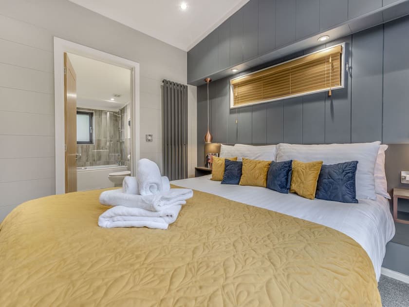 Double bedroom | The Powys Lodge, New Quay