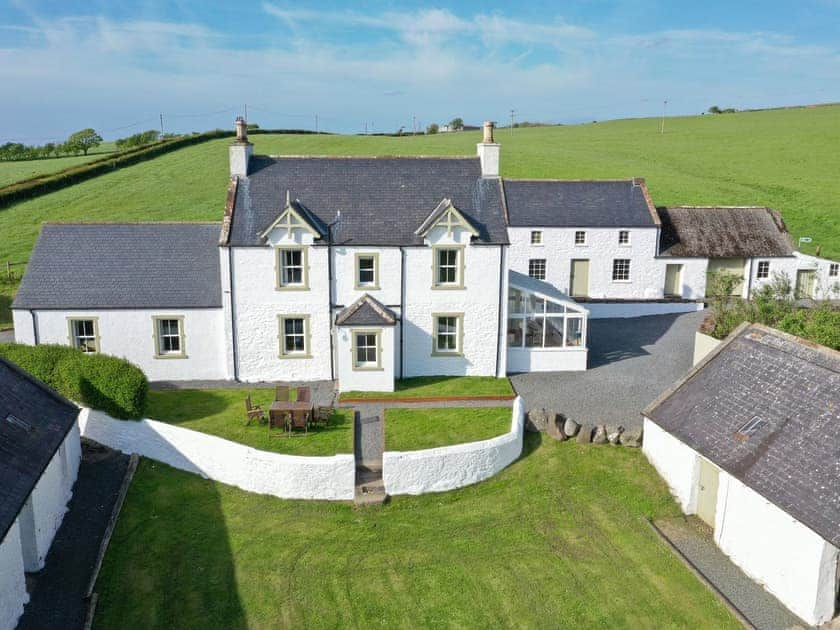 Exterior | High Clachan Farmhouse - Corsewall Estate Holiday Cottages, Kirkcolm, near Stranraer