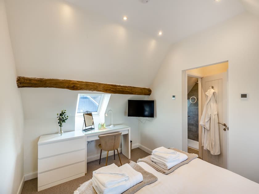 Master bedroom | Buckley Farm, Barn 1 - Buckley Farm Barns, Oswestry