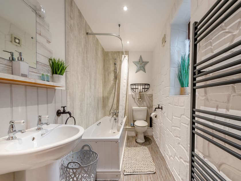 Bathroom | The Granary - Mellaston Cottages, Hundleton, near Pembroke