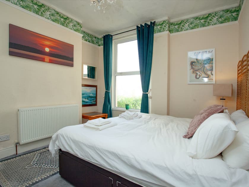 Double bedroom | Devon Beach Station, Paignton