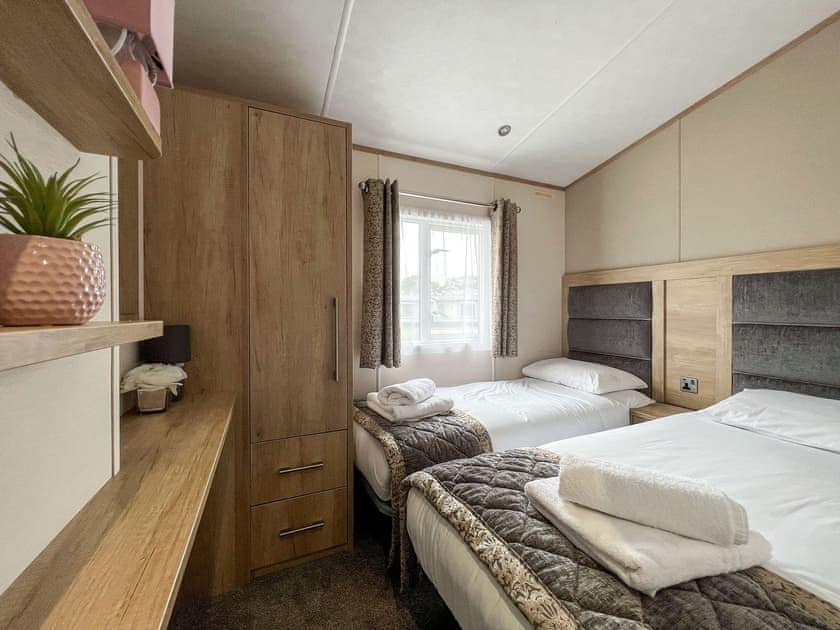 Twin bedroom | Carnaby 3, St Andrews