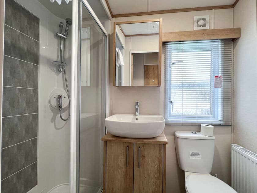 En-suite | Carnaby 3, St Andrews