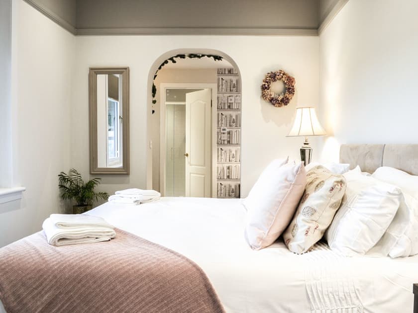 Double bedroom | Redroofs By The Woods - Redroofs Retreats, Forfar