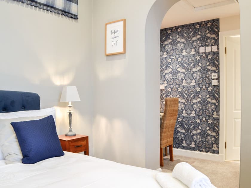 Double bedroom | Redroofs By The Woods - Redroofs Retreats, Forfar