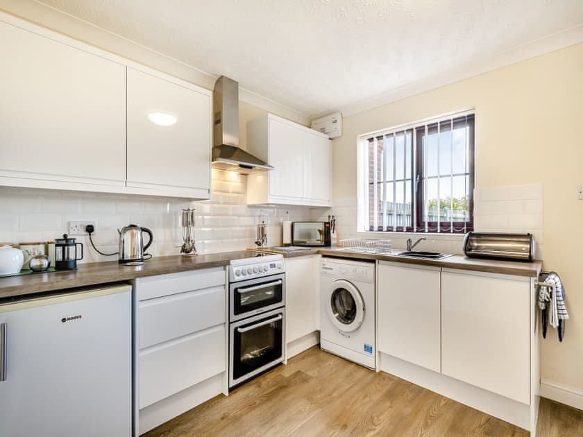 Kitchen/diner | Primrose Cottage, Sea Palling.