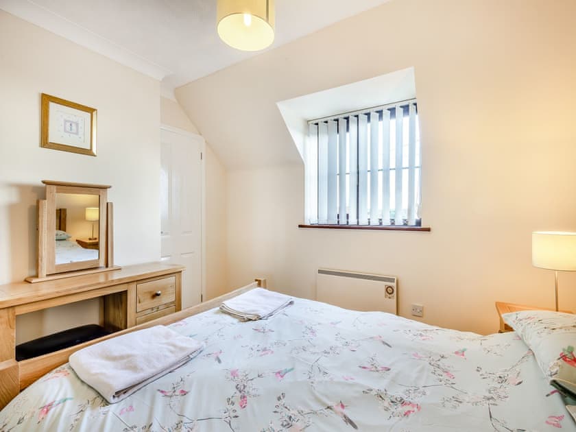 Double bedroom | Primrose Cottage, Sea Palling.
