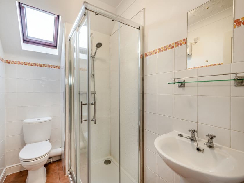 Bathroom | Primrose Cottage, Sea Palling.