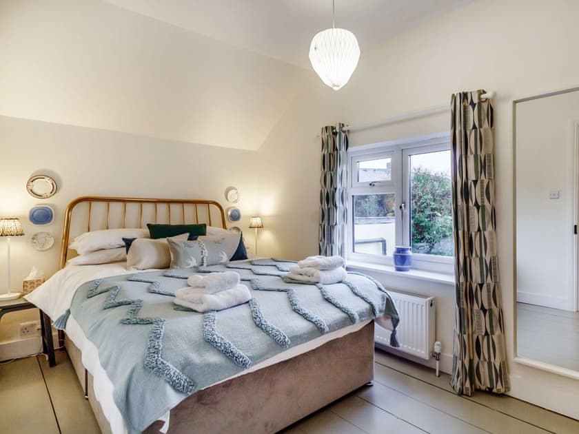 Double bedroom | The Yellow Cottage On The Hill, Framlingham
