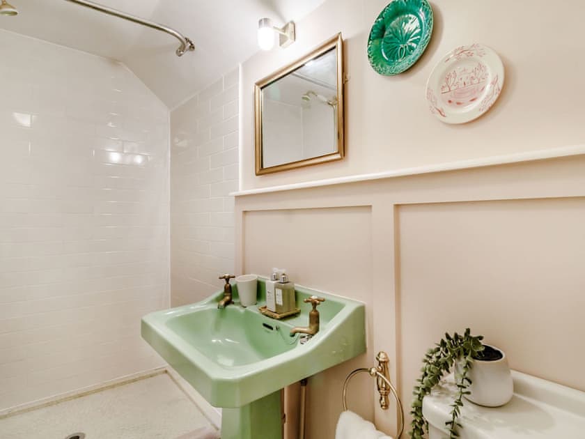 Bathroom | The Yellow Cottage On The Hill, Framlingham