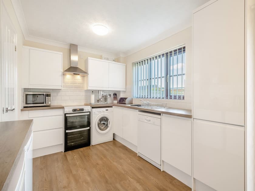 Kitchen/diner | Lavender Cottage, Sea Palling