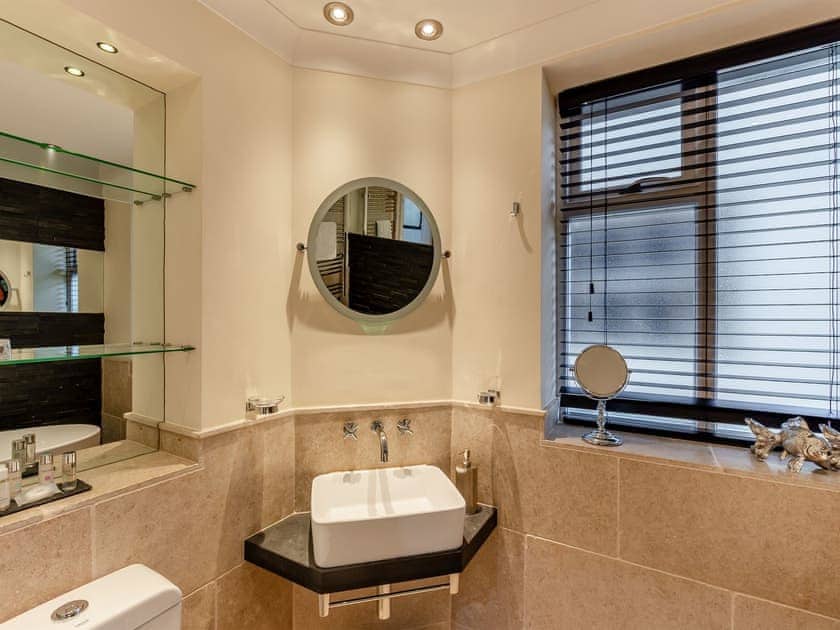 Bathroom | The Croft, Windermere