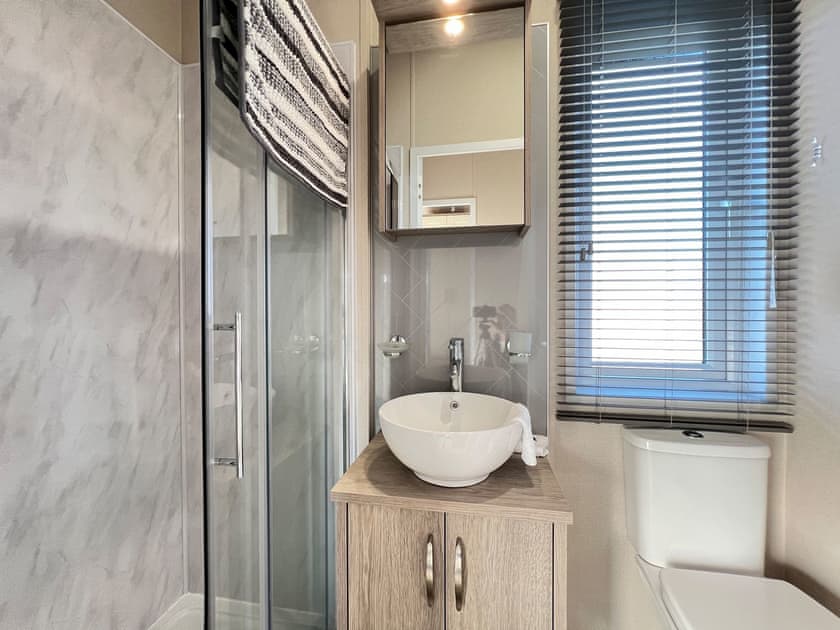 Shower room | Knightsbridge 49, St Andrews