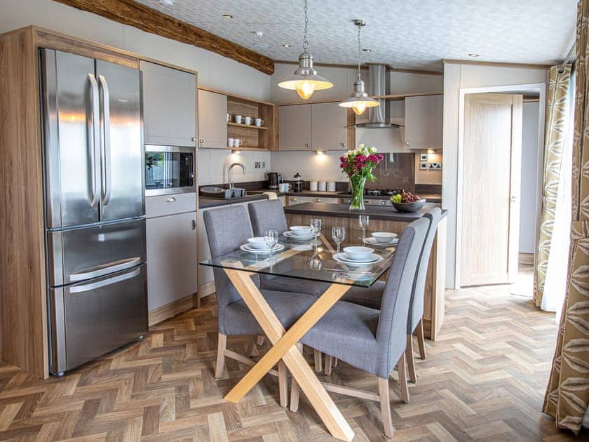 Dining Area | Rivendale 8, St Andrews