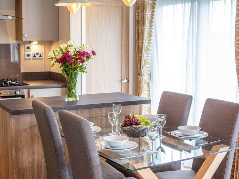 Dining Area | Rivendale 8, St Andrews