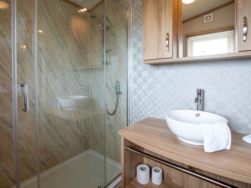 Shower room | Rivendale 8, St Andrews