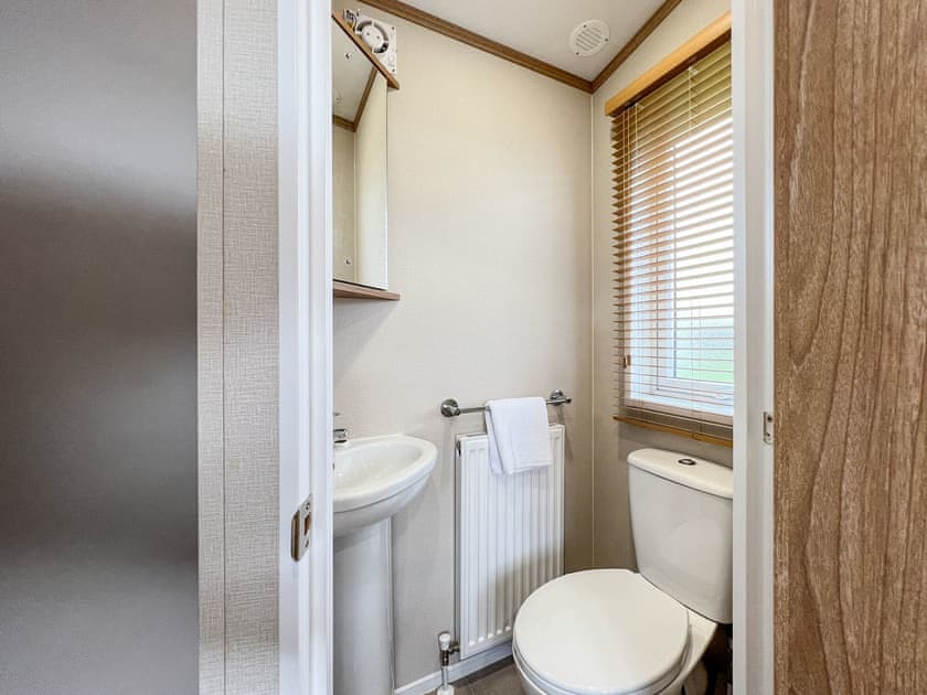 Shower room | Triskele Lodge 54, St Andrews