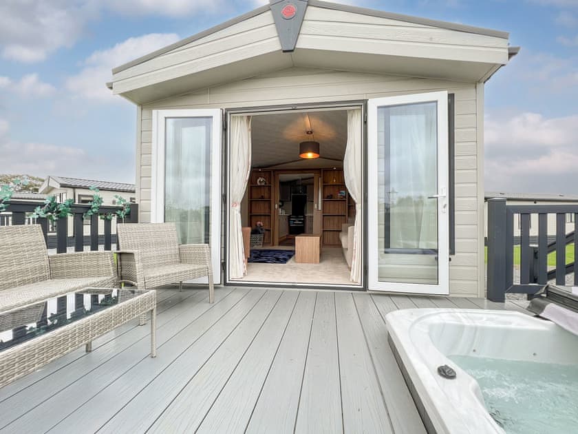 Exterior | Triskele Lodge 54, St Andrews
