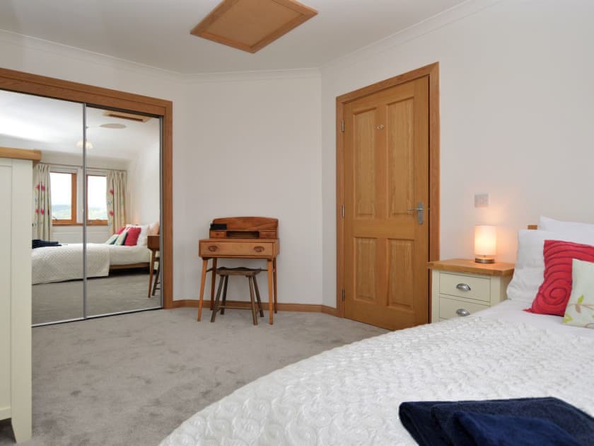 Upstairs double bedroom | Kennacraig Lodge, Tarbert