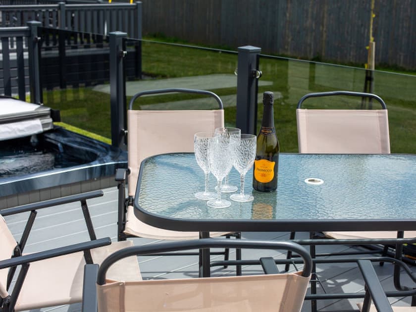 Sitting-out-area | Rivendale 7, St Andrews