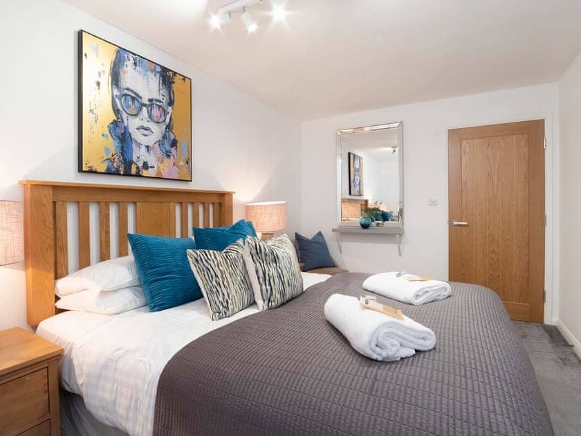 Double bedroom | Minsters Reach Apartment One - York Boutique Lets, York