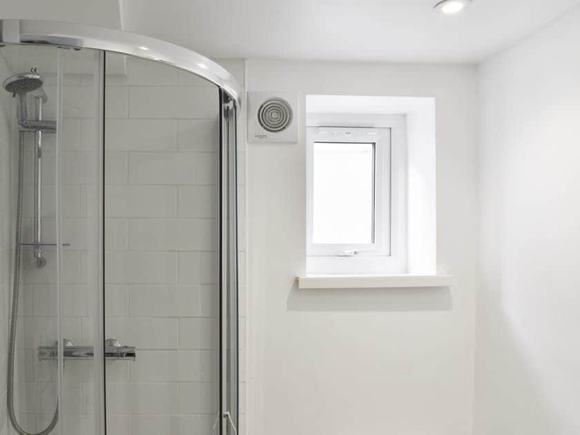 Bathroom | Eighty Two, Newquay