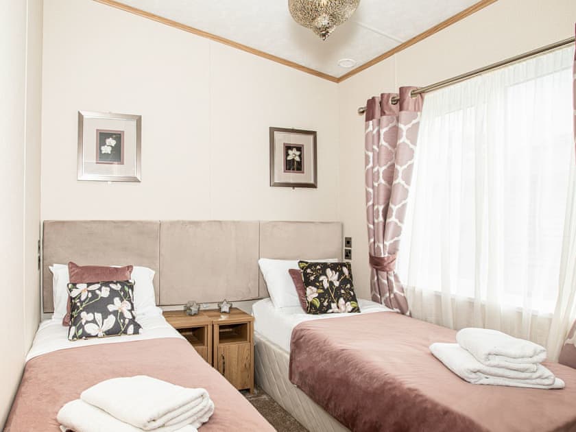 Twin bedroom | Rivendale, St Andrews