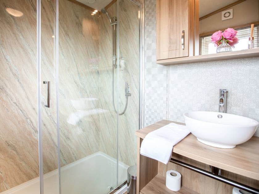 Shower room | Rivendale, St Andrews