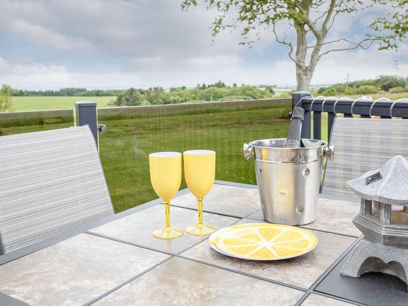 Outdoor eating area | Rivendale, St Andrews