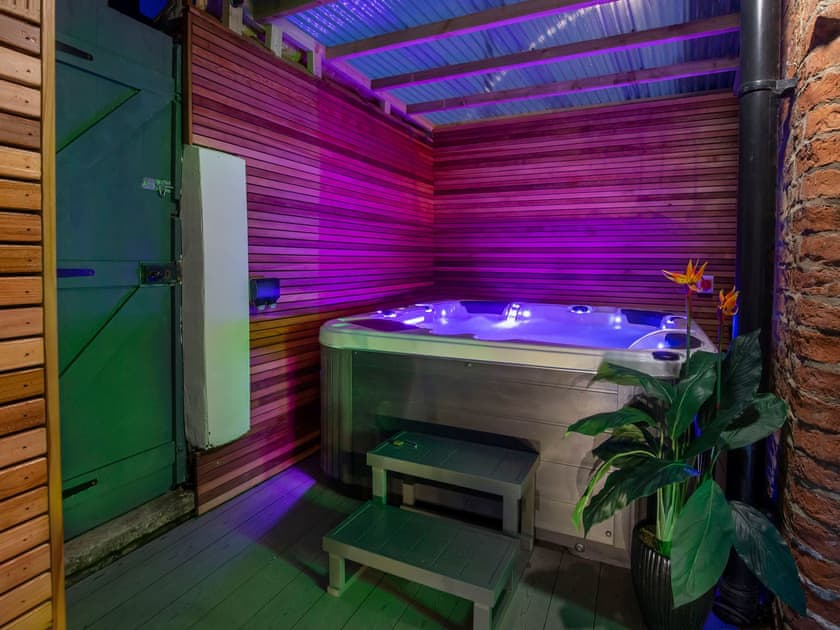 Hot tub | The Haven, York