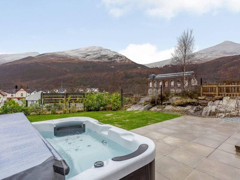 Hot tub | Svarga, Kinlochleven