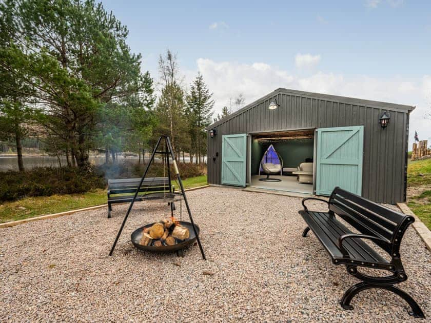 Outdoor area | Rudh Na Magach - Ardverikie Cottages, Kinloch Laggan